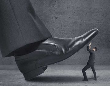 Dealing people humiliated 2 360x281