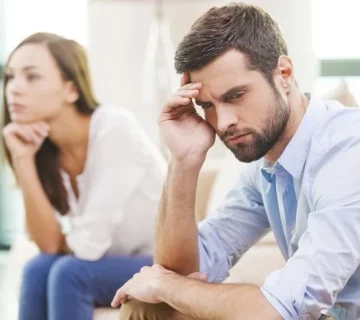 Frustrated couple 1 360x320